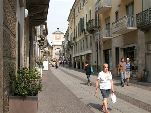 Via Vittorio Emanuele.